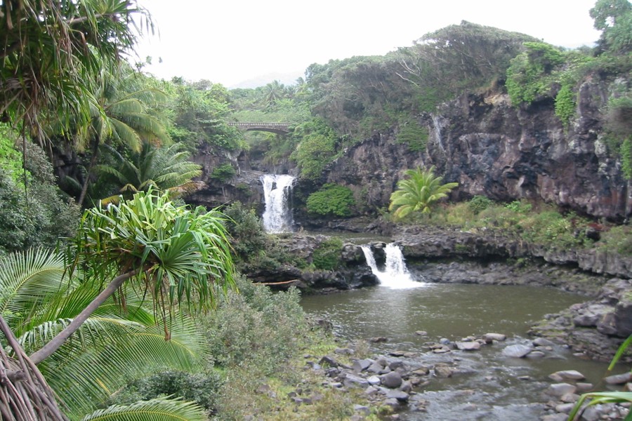 ../image/7 sacred pools.jpg